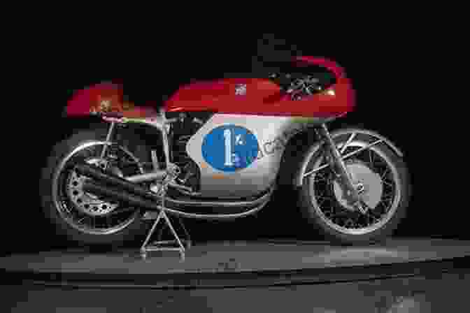 MV Agusta 350 4C Short Stroke DUCATI 750SS IMOLA RACER 1973: FURTHER DEVELOPMENT OF THE FAMOUS 1972 IMOLA 200 WINNER WITH NEW SHORT STROKE ENGINE (The Motorcycle Files)